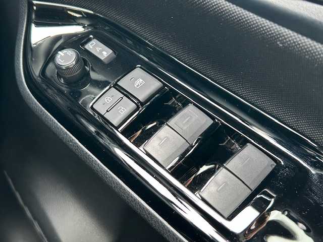 トヨタ ヴォクシー ZS 煌Ⅱ 静岡県 2020(令2)年 2万km イナズマスパーキングブラックガラスフレーク ワンオーナー/純正9インチナビ/・フルセグTV/・Bluetooth接続/・DVD再生/Bカメラ/クルコン/両側パワスラ/衝突軽減/前後コーナーセンサー/プッシュスタート/スマートキー/ETC2.0/前後ドラレコ/LEDオートライト・オートハイビーム/純正16インチアルミホイール/取扱説明書/保証書