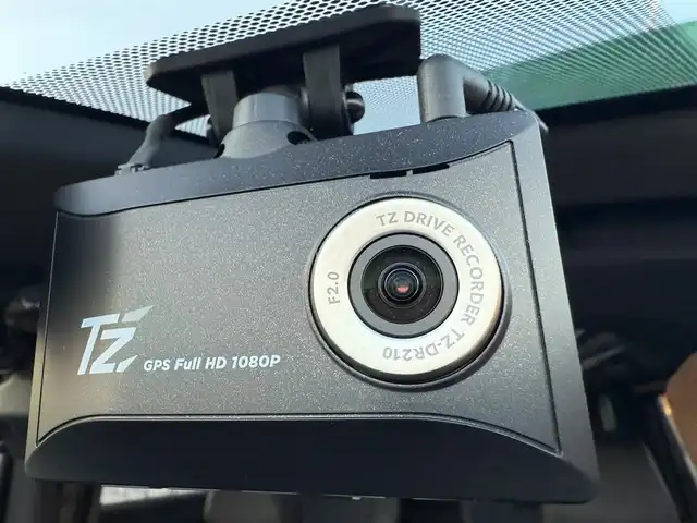 トヨタ アルファードハイブリット Z 青森県 2023(令5)年 3.9万km プラチナホワイトパールマイカ 純正14インチDオーディオプラスナビ・フルセグTV/パノラミックビューモニター/OP純正12.1インチフリップダウンモニター/OPトヨタチームメイト/OP左右独立ムーンルーフ/OPユニバーサルステップ/OPデジタルインナーミラー/OPカラーヘッドアップディスプレイ/黒合皮シート/前席・2列目エアシート・ヒーター/両側パワースライドドア/パワーバックドア/ステアリングヒーター/セーフティセンス/プリクラッシュセーフティ/レーダークルーズコントロール/レーントレーシングアシスト/レーンディパーチャーアラート/アダプティブハイビーム/ブラインドスポットモニター/パーキングサポートブレーキ/前後ドライブレコーダー/ビルトインETC2.0/AC100V1500W/おくだけ充電/純正フロアマット/3眼LEDヘッドランプ/LEDフォグランプ/純正18インチアルミ/OPモデリスタエアロ/OPモデリスタシグネチャーイルミブレード/OPモデリスタフロントグリル
