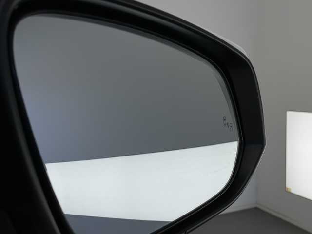 トヨタ ヴェルファイア ハイブリット ZR Gエディション 長野県 2019(平31)年 6.2万km ホワイトパールクリスタルシャイン 純９型ナビ　フルセグＴＶ　全方位カメラ　ＪＢＬサウンド　デジタルインナーミラー　純１２型後席モニター　パワーバックドア　両側電動スライドドア　温・冷シート　黒革　３眼ＬＥＤオートライト　ＢＳＭ　禁煙車/ETC２．０　ドラレコ　1・2列目シートヒーター　オートハイビーム　追従クルコン　衝突軽減　メモリ付きパワーシート　オットマン　Bluetooth　HDMI端子　後席エアコン