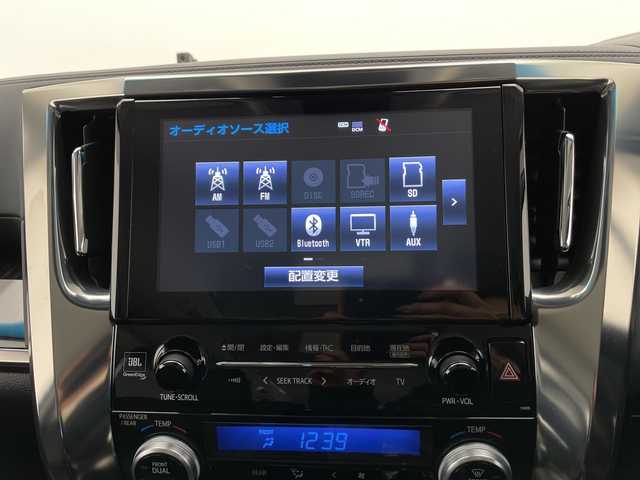 トヨタ ヴェルファイア ハイブリット ZR Gエディション 長野県 2019(平31)年 6.2万km ホワイトパールクリスタルシャイン 純９型ナビ　フルセグＴＶ　全方位カメラ　ＪＢＬサウンド　デジタルインナーミラー　純１２型後席モニター　パワーバックドア　両側電動スライドドア　温・冷シート　黒革　３眼ＬＥＤオートライト　ＢＳＭ　禁煙車/ETC２．０　ドラレコ　1・2列目シートヒーター　オートハイビーム　追従クルコン　衝突軽減　メモリ付きパワーシート　オットマン　Bluetooth　HDMI端子　後席エアコン