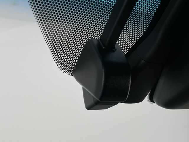 トヨタ ヴェルファイア ハイブリット ZR Gエディション 長野県 2019(平31)年 6.2万km ホワイトパールクリスタルシャイン 純９型ナビ　フルセグＴＶ　全方位カメラ　ＪＢＬサウンド　デジタルインナーミラー　純１２型後席モニター　パワーバックドア　両側電動スライドドア　温・冷シート　黒革　３眼ＬＥＤオートライト　ＢＳＭ　禁煙車/ETC２．０　ドラレコ　1・2列目シートヒーター　オートハイビーム　追従クルコン　衝突軽減　メモリ付きパワーシート　オットマン　Bluetooth　HDMI端子　後席エアコン