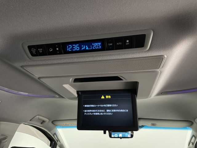 トヨタ ヴェルファイア ハイブリット ZR Gエディション 長野県 2019(平31)年 6.2万km ホワイトパールクリスタルシャイン 純９型ナビ　フルセグＴＶ　全方位カメラ　ＪＢＬサウンド　デジタルインナーミラー　純１２型後席モニター　パワーバックドア　両側電動スライドドア　温・冷シート　黒革　３眼ＬＥＤオートライト　ＢＳＭ　禁煙車/ETC２．０　ドラレコ　1・2列目シートヒーター　オートハイビーム　追従クルコン　衝突軽減　メモリ付きパワーシート　オットマン　Bluetooth　HDMI端子　後席エアコン