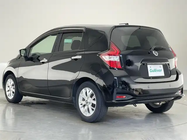 日産 ノート e－パワー X Vセレクション 愛知県 2020(令2)年 3.3万km スーパーブラック 純正ナビ　フルセグＴＶ　Ｂｌｕｅｔｏｏｔｈ　ＤＶＤ　アラウンドビューモニター　追従クルコン　エマージェンシーブレーキ　スマートルームミラー　ＬＥＤオートライト　プッシュスタート　スマートキー　禁煙車
