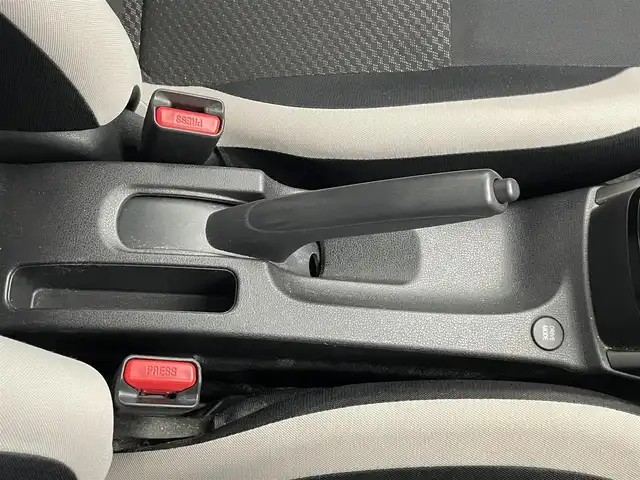 日産 ノート e－パワー X Vセレクション 愛知県 2020(令2)年 3.3万km スーパーブラック 純正ナビ　フルセグＴＶ　Ｂｌｕｅｔｏｏｔｈ　ＤＶＤ　アラウンドビューモニター　追従クルコン　エマージェンシーブレーキ　スマートルームミラー　ＬＥＤオートライト　プッシュスタート　スマートキー　禁煙車