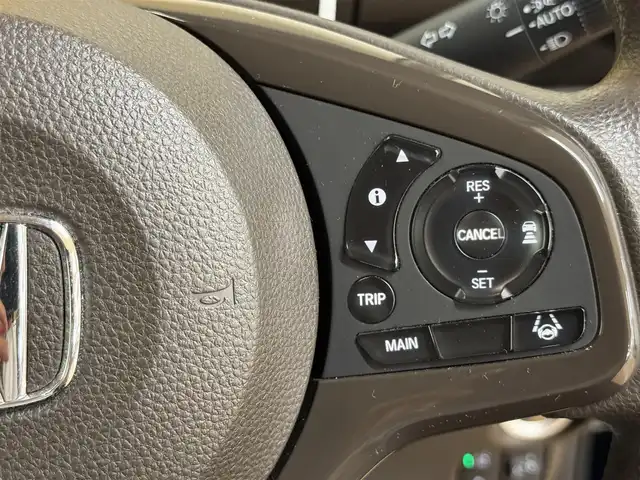 ホンダ Ｎ ＢＯＸ L 群馬県 2021(令3)年 6.9万km ブリティッシュグリーンP ホンダセンシング/純正メモリナビ/　　CD/DVD/BT/フルセグ/MSV/USB/AUX/iPod/バックカメラ/片側パワースライドドア/レーダークルーズコントロール/LEDオートライト/前席シートヒーター/バックソナー/ステアリングスイッチ/横滑り防止装置/スマートキー/ビルトインETC