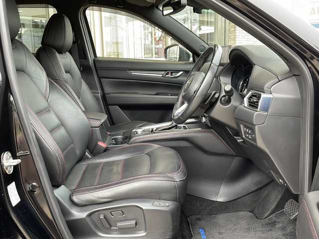 マツダ ＣＸ－５ XD スポーツアピアランス 静岡県 2022(令4)年 3.9万km ジェットブラックマイカ 純正ナビ/・FM/AM/・Bluetooth/・USB/・スマートフォン連携/・フルセグTV/主要装備/・３６０°ビューモニター/・ドライブレコーダー/・ＥＴＣ２．０/・全席シートヒーター/・運転席パワーシート/・アダプティブＬＥＤヘッドライト/・パワーリアゲート/・専用１９インチアルミ/・ワイヤレス充電/・パーキングセンサー/・レーンキープアシスト/・左右独立温度調整オートエアコン/・電動パーキング/・オートホールド/・アイドリングストップ/・ブラインドスポットモニタリング/・ヘッドアップディスプレイ
