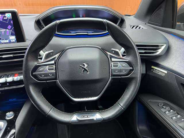 プジョー ５００８ GT ブルーHDi 千葉県 2018(平30)年 6万km ペルラネラブラック ７人乗り　/パノラマＳＲ　/ＡＣＣ　/半革　/ナビ　/ＴＶ　/Ｂカメラ/Ｂｌｅｔｏｏｔｈ接続　/ＬＥＤヘッドライト　/オートハイビーム　/プッシュスタート　/スマートキー　/衝突軽減Ｂ　/ＢＳＭ　/ＬＫＡ　/ＥＴＣ　/禁煙車