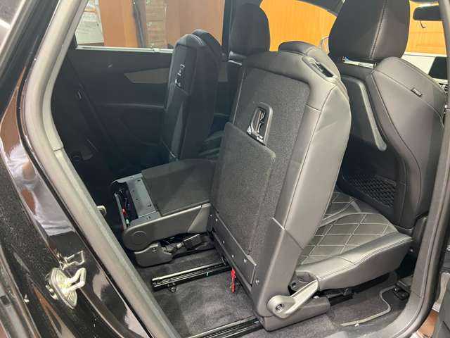 プジョー ５００８ GT ブルーHDi 千葉県 2018(平30)年 6万km ペルラネラブラック ７人乗り　/パノラマＳＲ　/ＡＣＣ　/半革　/ナビ　/ＴＶ　/Ｂカメラ/Ｂｌｅｔｏｏｔｈ接続　/ＬＥＤヘッドライト　/オートハイビーム　/プッシュスタート　/スマートキー　/衝突軽減Ｂ　/ＢＳＭ　/ＬＫＡ　/ＥＴＣ　/禁煙車