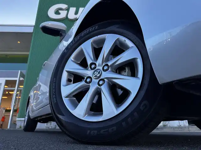 トヨタ アクア Z 宮城県 2022(令4)年 6.8万km プラチナホワイトパールマイカ セーフティセンス/・プリクラッシュセーフティ/・レーントレーシングアシスト/・レーダークルーズコントロール/・オートマチックハイビーム/・ロードサインアシスト/パーキングサポートブレーキ（前後方静止物）/10.5インチディスプレイオーディオ/・ナビ機能付/・Bluetooth/ETC/AC100V/1500AW/革巻きステアリング/ステアリングスイッチ/LEDヘッドランプ/フォグランプ/革巻きステアリング/ステアリングスイッチ/LEDヘッドランプ/フォグランプ/オートライト/スマートキー＆プッシュスタート/電動格納ミラー/純正15インチAW/フロアマット/W/サイド/カーテンエアバッグ
