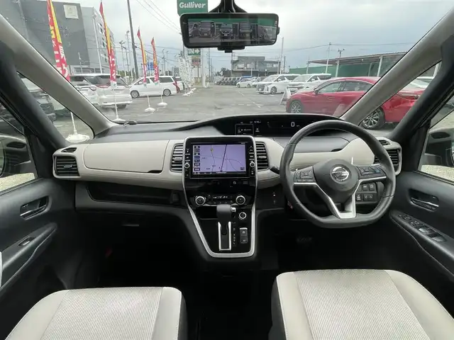 日産 セレナ ハイウェイスター Vセレクション 千葉県 2018(平30)年 5.3万km ダイヤモンドブラック エマージェンシーブレーキ/アラウンドビューモニター/プロパイロット/純正9インチSDナビ【MM517D-L】/・CD/DVD/Blu-ray/MSV/Bluetooth/フルセグTV/純正フリップダウンモニター/インテリジェントルームミラー/両後ハンズフリーオートスライドドア/インテリジェントキー/前席シートヒーター/標識認識機能/ブラインドスポットモニター/前後コーナーセンサー/純正16インチアルミホイール/純正LEDヘッドライト/フォグランプ/純正ドライブレコーダー/ETC/ブレーキオートホールド/アイドリングストップ/本革巻きステアリング/サイド＆カーテンエアバッグ