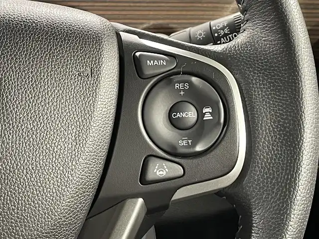 ホンダ フリード クロスター ホンダセンシング 愛知県 2020(令2)年 4.7万km プレミアムクリスタルオレンジM 純正9インチナビ/衝突軽減ブレーキ/両側電動スライドドア/レーダークルーズコントロール/ビルトインETC/LEDヘッドライト/バックカメラ/ドライブレコーダー/フルセグTV/Bluetooth/レーンキープアシスト/プッシュスタート/USB接続/ルーフレール/スマートキー/スペアキー/CD/DVD再生/アイドリングストップ/ミュージックサーバー/ミュージックプレイヤー接続/純正フロアマット/オートライト/ホンダセンシング/禁煙車/後方誤発進抑制機能/ハーフレザーシート/ウィンカーミラー/電動格納ミラー/ステアリングリモコン/横滑り防止装置/ECON/フォグランプ