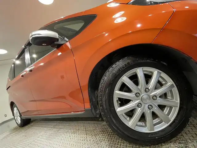 ホンダ フリード クロスター ホンダセンシング 愛知県 2020(令2)年 4.7万km プレミアムクリスタルオレンジM 純正9インチナビ/衝突軽減ブレーキ/両側電動スライドドア/レーダークルーズコントロール/ビルトインETC/LEDヘッドライト/バックカメラ/ドライブレコーダー/フルセグTV/Bluetooth/レーンキープアシスト/プッシュスタート/USB接続/ルーフレール/スマートキー/スペアキー/CD/DVD再生/アイドリングストップ/ミュージックサーバー/ミュージックプレイヤー接続/純正フロアマット/オートライト/ホンダセンシング/禁煙車/後方誤発進抑制機能/ハーフレザーシート/ウィンカーミラー/電動格納ミラー/ステアリングリモコン/横滑り防止装置/ECON/フォグランプ