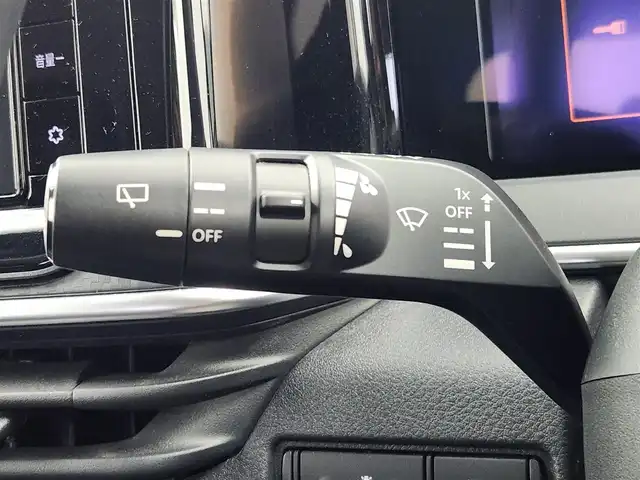 日産 ノート X 愛知県 2021(令3)年 4.7万km ピュアホワイトパール 純正メモリーナビ/・フルセグTV/Bluetooth/CD/バックカメラ/ETC/セーフティシールド/エマージェンシーブレーキ/クリアランスソナー/ステアリングスイッチ/LEDヘッドライト/オートライト/純正フロアマット/フォグランプ/サイドバイザー