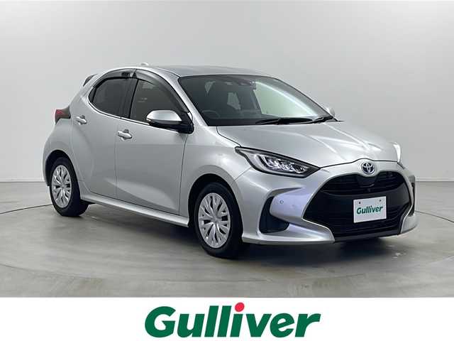 トヨタ ヤリス ハイブリッド Z 栃木県 2020(令2)年 5.8万km シルバーM トヨタセーフティセンス/・プリクラッシュセーフティ/・レーントレーシングアシスト/・レーンディパーチャーアラート/・ロードサインアシスト/・レーダークルーズコントロール/・オートマチックハイビーム/・先行車発進アラーム/純正ディスプレイオーディオ/(AM/FM/BT/USB)/パーキングアシスト/シートヒーター/前後ドラレコ/AC100V/オートエアコン/オートライト/ETC/LEDヘッドライト/スマートキー/プッシュスタート/全方位カメラ/コーナーセンサー/ブラインドスポットモニター