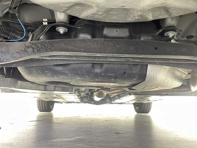 トヨタ ヤリス ハイブリッド Z 栃木県 2020(令2)年 5.8万km シルバーM トヨタセーフティセンス/・プリクラッシュセーフティ/・レーントレーシングアシスト/・レーンディパーチャーアラート/・ロードサインアシスト/・レーダークルーズコントロール/・オートマチックハイビーム/・先行車発進アラーム/純正ディスプレイオーディオ/(AM/FM/BT/USB)/パーキングアシスト/シートヒーター/前後ドラレコ/AC100V/オートエアコン/オートライト/ETC/LEDヘッドライト/スマートキー/プッシュスタート/全方位カメラ/コーナーセンサー/ブラインドスポットモニター