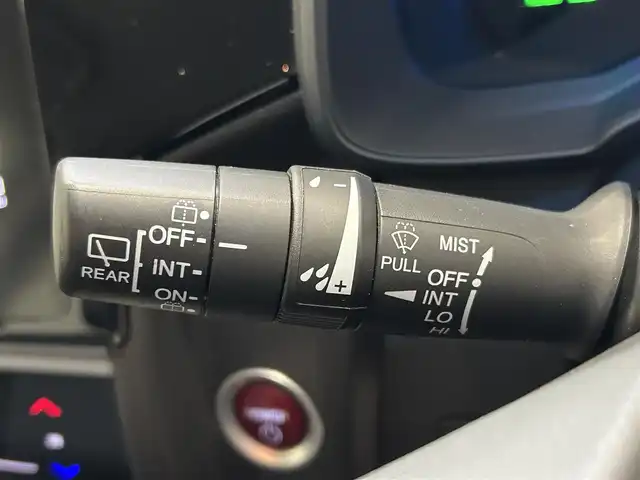 ホンダ フィット ハイブリット Lパッケージ 沖縄県 2014(平26)年 6.5万km プレミアムホワイトパール (株)IDOMが運営する【じしゃロンコザ店】の自社ローン専用車両になりますこちらは現金またはオートローンご利用時の価格です。自社ローンご希望の方は別途その旨お申付け下さい/フルセグＴＶ　/ＥＴＣ　/純正ナビ　/ＤＶＤ再生　/バックカメラ　/ドライブレコーダー　/プッシュスタート/ハーフレザーシート　/クルーズコントロール/純正アルミホイール　/オートライト　/Ｂｌｕｅｔｏｏｔｈ接続