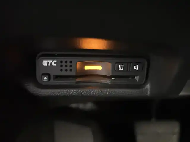 ホンダ フィット ハイブリット Lパッケージ 沖縄県 2014(平26)年 6.5万km プレミアムホワイトパール (株)IDOMが運営する【じしゃロンコザ店】の自社ローン専用車両になりますこちらは現金またはオートローンご利用時の価格です。自社ローンご希望の方は別途その旨お申付け下さい/フルセグＴＶ　/ＥＴＣ　/純正ナビ　/ＤＶＤ再生　/バックカメラ　/ドライブレコーダー　/プッシュスタート/ハーフレザーシート　/クルーズコントロール/純正アルミホイール　/オートライト　/Ｂｌｕｅｔｏｏｔｈ接続