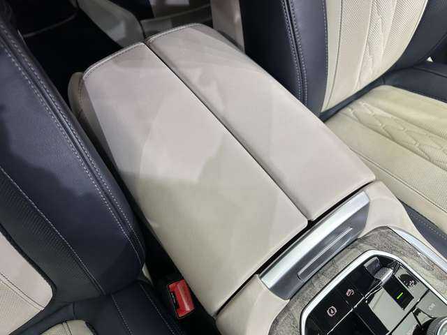 ＢＭＷ Ｘ７ xDrive35d Mスポーツ 千葉県 2019(令1)年 4.8万km ミネラルホワイト ６人乗り　/スカイラウンジパノラマＳＲ　/白革シート　/ｈａｒｍａｎｋａｒｄｏｎ　/ＨＵＤ　/ＡＣＣ　/ナビ　/ＴＶ　/３６０°　/Ｂｌｕｅｔｏｏｔｈ接続　/パーキングアシスト　/アッシュグレインシルバーウッドトリム