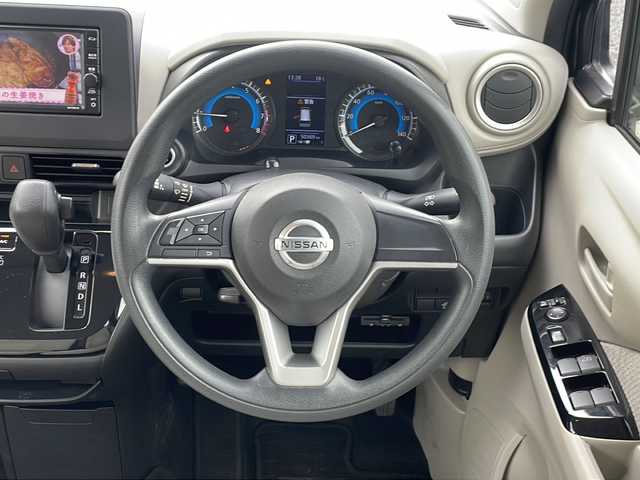 日産 デイズ X 東京都 2020(令2)年 5.1万km ブラック 純正メモリナビ/　　CD/BT/バックカメラ/フルセグテレビ/CD/BT/前後コーナーセンサー/アイドリングストップ/ETC