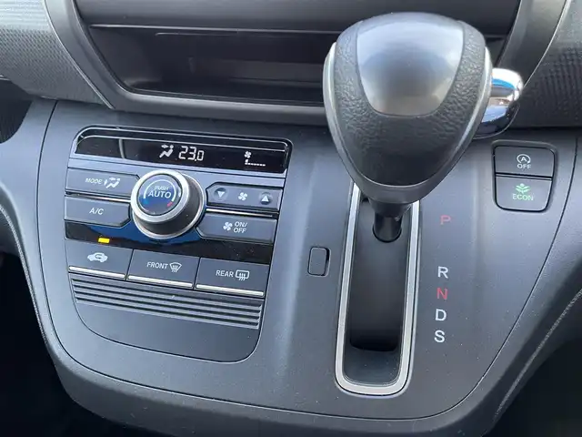 ホンダ フリード＋ G 埼玉県 2018(平30)年 2.7万km ブルーホライゾンM ワンオーナー車/前席シートヒーター/純正ナビTV/バックカメラ/ビルトインETC/左パワースライドドア/プッシュスタート/スマートキー/保証書付整備手帳/取扱説明書