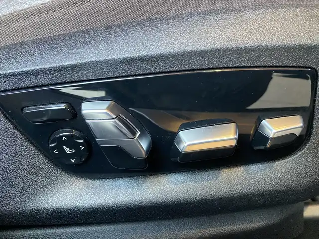 ＢＭＷ ７４０ｄ xDrive Mスポーツ 愛知県 2019(令1)年 6.1万km サファイアブラックP サンルーフ /茶革シート/シートヒーター/純正ナビ/360度カメラ /TV/Bluetooth/ヘッドアップディスプレイ/harman/kardonサウンド/イノベーションパッケージ/LEDヘッドライト/パワートランク/ETC/純正20インチアルミ