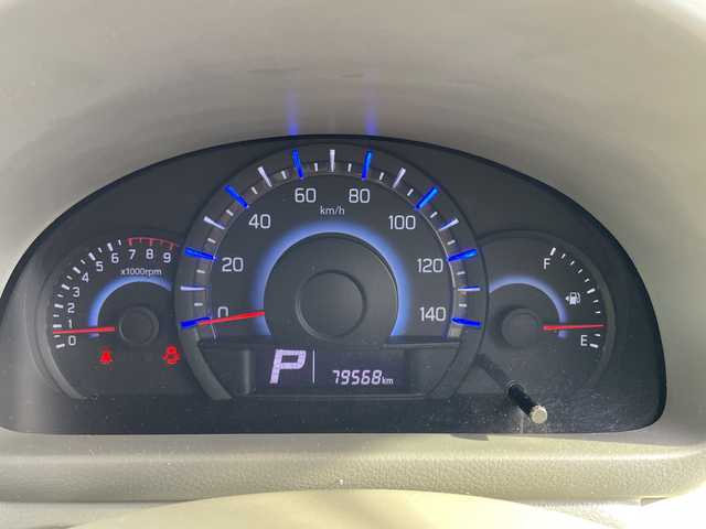 スズキ スペーシア X 栃木県 2013(平25)年 8万km フィズブルーパールメタリック/ホワイト ワンオーナー/KENWOODオーディオ/社外スタッドレスタイヤ有/盗難防止装置/ベンチシート/プッシュスタート/スマートキー/ドアバイザー/両側スライドドア/片側パワースライドドア/純正フロアマット/取扱説明書/保証書