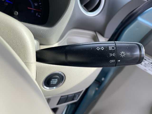 スズキ スペーシア X 栃木県 2013(平25)年 8万km フィズブルーパールメタリック/ホワイト ワンオーナー/KENWOODオーディオ/社外スタッドレスタイヤ有/盗難防止装置/ベンチシート/プッシュスタート/スマートキー/ドアバイザー/両側スライドドア/片側パワースライドドア/純正フロアマット/取扱説明書/保証書