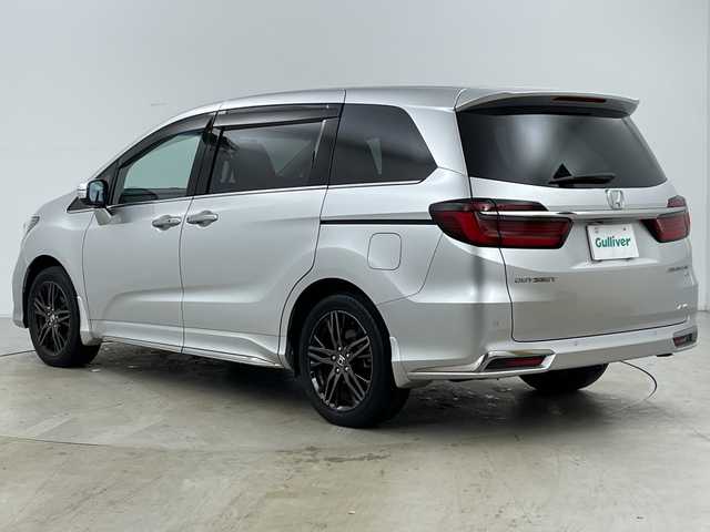 ホンダ オデッセイ アブソルート EX 道央・札幌 2021(令3)年 2.5万km スーパープラチナメタリック ・4WD/・純正ナビ/・BT&CD&DVD&USB&SD&フルセグTV/・HDMI&AppleCarPlay/・全方位カメラ/・ホンダセンシング/・レーダークルーズコントロール/・ブラインドスポットモニター/・両側パワースライドドア/・パワーバックドア/・前席パワーシート/・前席シートヒーター/・ステアリングスイッチ/・アイドリングストップ/・ビルトインETC2.0/・社外ドラレコ前後/・LEDヘッドライト/・オートライト/・スマートキー/・プッシュスタート/・保証書/・取扱説明書