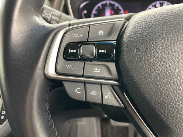 ホンダ オデッセイ アブソルート EX 道央・札幌 2021(令3)年 2.5万km スーパープラチナメタリック ・4WD/・純正ナビ/・BT&CD&DVD&USB&SD&フルセグTV/・HDMI&AppleCarPlay/・全方位カメラ/・ホンダセンシング/・レーダークルーズコントロール/・ブラインドスポットモニター/・両側パワースライドドア/・パワーバックドア/・前席パワーシート/・前席シートヒーター/・ステアリングスイッチ/・アイドリングストップ/・ビルトインETC2.0/・社外ドラレコ前後/・LEDヘッドライト/・オートライト/・スマートキー/・プッシュスタート/・保証書/・取扱説明書