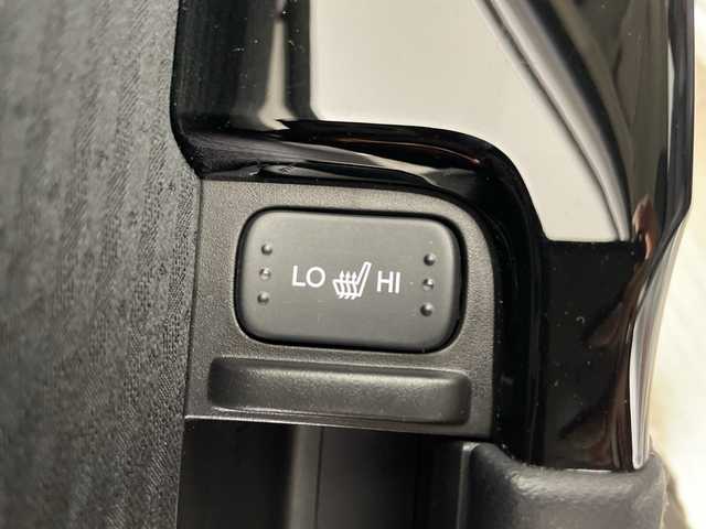 ホンダ オデッセイ アブソルート EX 道央・札幌 2021(令3)年 2.5万km スーパープラチナメタリック ・4WD/・純正ナビ/・BT&CD&DVD&USB&SD&フルセグTV/・HDMI&AppleCarPlay/・全方位カメラ/・ホンダセンシング/・レーダークルーズコントロール/・ブラインドスポットモニター/・両側パワースライドドア/・パワーバックドア/・前席パワーシート/・前席シートヒーター/・ステアリングスイッチ/・アイドリングストップ/・ビルトインETC2.0/・社外ドラレコ前後/・LEDヘッドライト/・オートライト/・スマートキー/・プッシュスタート/・保証書/・取扱説明書