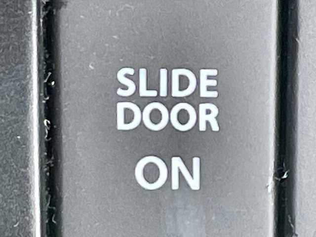 スズキ ソリオ バンディット HV MV 道北・旭川 2016(平28)年 6.9万km ミッドナイトバイオレットメタリック /4WD//禁煙車//社外ナビ/CD/DVD/SD/USB/iPod/TV//前席シートヒーター//片側パワースライドドア//クルーズコントロール//バックカメラ//オートライト//LEDヘッドライト//純正15インチアルミホイール//デュアルカメラブレーキサポート//誤発進抑制機能//車線逸脱警報//純正フロアマット//ドライブレコーダー//保証書