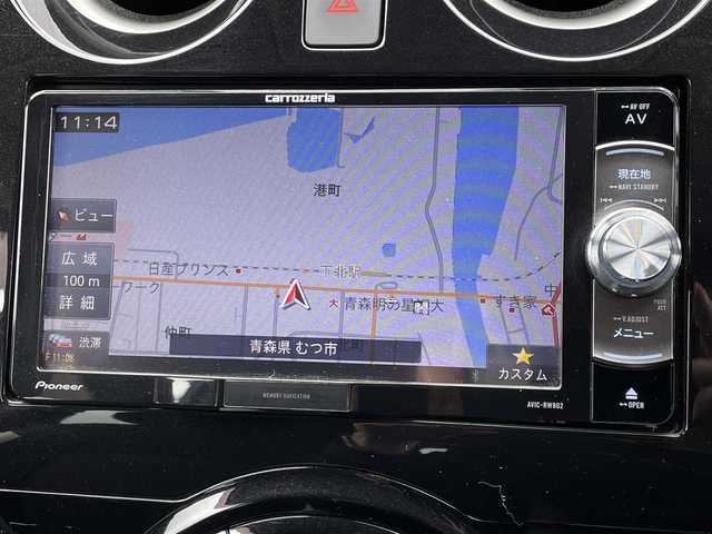 日産 ノート e－パワー X FOUR 青森県 2018(平30)年 5.4万km ブリリアントホワイトパール パートタイム4WD/衝突軽減ブレーキ/社外メモリナビ/　 CD/DVD/USB/BT/フルセグTV/全方位カメラ/バックカメラ/社外15インチアルミホイール/デジタルインナーミラー/フルエアロ/純正エンジンスターター/夏タイヤ付き純正アルミホイール4本積込/　 (165/65/R15)/スマートキー/ETC