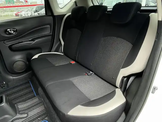 日産 ノート e－パワー X FOUR 青森県 2018(平30)年 5.4万km ブリリアントホワイトパール パートタイム4WD/衝突軽減ブレーキ/社外メモリナビ/　 CD/DVD/USB/BT/フルセグTV/全方位カメラ/バックカメラ/社外15インチアルミホイール/デジタルインナーミラー/フルエアロ/純正エンジンスターター/夏タイヤ付き純正アルミホイール4本積込/　 (165/65/R15)/スマートキー/ETC