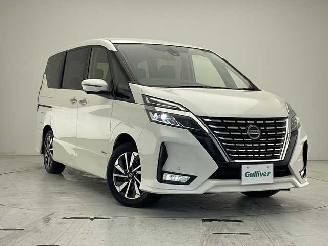 日産 セレナ ハイウェイスター V 沖縄県 2022(令4)年 4.9万km ブリリアントホワイトパール レンタアップ車/純正ナビ【MJ121D-W】/　（DTV CD Bluetooth）/アラウンドビューモニター/デジタルインナーミラー/両側パワースライドドア/プロパイロット/クルーズコントロール/LEDヘッドライト/オートライト/純正アルミホイール