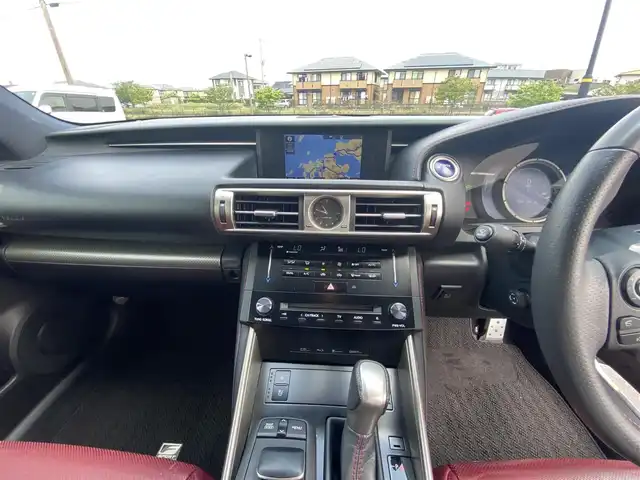 レクサス ＩＳ 300h Fスポーツ 福岡県 2014(平26)年 5.9万km ホワイトノーヴァガラスフレーク ・クルーズコントロール/・純正ナビ／ＵＳＢ／Ｂｌｕｅｔｏｏｔｈ/・バックカメラ/・革シート／シートヒーター/・ドライブレコーダー/・ワンセグテレビ/・ＥＴＣ/・純正１８インチＡＷ/・シートメモリー付き