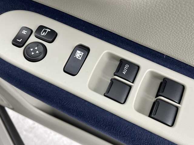 スズキ ラパン モード 千葉県 2021(令3)年 3.1万km フォーンベージュメタリック/ホワイト2トーンルーフ 衝突軽減システム/レーンキープアシスト/コーナーセンサー/ディスプレイオーディオ/CD　DVD　USB　AM　FM/バックカメラ/ETC/シートヒーター/HIDヘッドライト/純正フロアマット/革巻きステアリング/プッシュスタート/スマートキー/ドアバイザー/アイドリングストップ