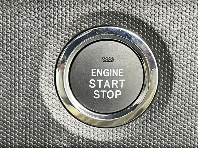 ダイハツ タフト G ダーククロムベンチャー 千葉県 2025(令7)年 0.1千km サンドベージュメタリック 届出済未使用車/登録時走行9km/ガラスルーフ/アイドリングストップ/スマートアシスト/衝突警報機能/衝突回避支援ブレーキ機能/ブレーキ制御付誤発進抑制機能/車線逸脱警報機能/路外逸脱警報機能/ふらつき警報/先行車発進お知らせ機能/標識認識機能/全車速追従機能付オートクルーズコントロール/レーンキープコントロール/シートヒーター前席/オートハイビーム/アダプティブドライビングビーム/電動パーキングブレーキ/オートブレーキホールド/LEDヘッドライト/フォグライト