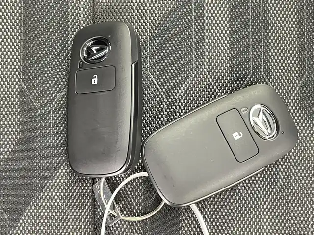 ダイハツ タフト G ダーククロムベンチャー 千葉県 2025(令7)年 0.1千km サンドベージュメタリック 届出済未使用車/登録時走行9km/ガラスルーフ/アイドリングストップ/スマートアシスト/衝突警報機能/衝突回避支援ブレーキ機能/ブレーキ制御付誤発進抑制機能/車線逸脱警報機能/路外逸脱警報機能/ふらつき警報/先行車発進お知らせ機能/標識認識機能/全車速追従機能付オートクルーズコントロール/レーンキープコントロール/シートヒーター前席/オートハイビーム/アダプティブドライビングビーム/電動パーキングブレーキ/オートブレーキホールド/LEDヘッドライト/フォグライト