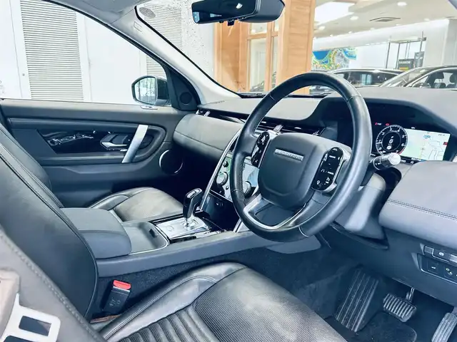 ランドローバー ランドローバー ディスカバリースポーツ　S 大阪府 2020(令2)年 2.6万km 白 黒革/パワーシート/シートヒーター/ステアリングヒーター/純正ナビ/TV/360度カメラ/applecarplay/ACC/ブラインドスポット/純正18インチAW/電動リアゲート
