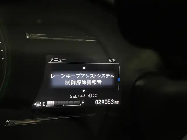 ホンダ ヴェゼル ハイブリッド Z ホンダセンシング 宮城県 2017(平29)年 2.9万km ルーセブラックM 純正SD８インチナビ　/・フルセグTV/・Bluetooth接続/・CD/・DVD/・USB入力端子/・HDMI/ホンダセンシング　/本革シート/ＥＴＣ　/バックカメラ/前席パワーシート　/前席シートヒーター　/シートメモリー　/バックカメラ　/前後ドライブレコーダー　/レーダークルーズコントロール　/LEDヘッドライト/純正ホイール/純正フロアマット/パドルシフト/ダンロップタイヤ2017年製