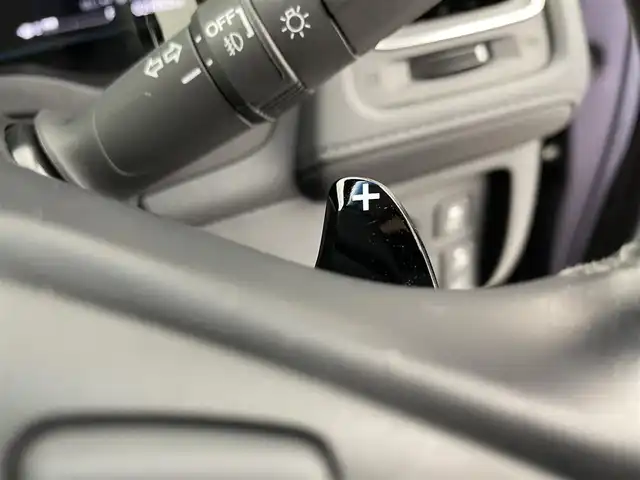 ホンダ ヴェゼル ハイブリッド Z ホンダセンシング 宮城県 2017(平29)年 2.9万km ルーセブラックM 純正SD８インチナビ　/・フルセグTV/・Bluetooth接続/・CD/・DVD/・USB入力端子/・HDMI/ホンダセンシング　/本革シート/ＥＴＣ　/バックカメラ/前席パワーシート　/前席シートヒーター　/シートメモリー　/バックカメラ　/前後ドライブレコーダー　/レーダークルーズコントロール　/LEDヘッドライト/純正ホイール/純正フロアマット/パドルシフト/ダンロップタイヤ2017年製