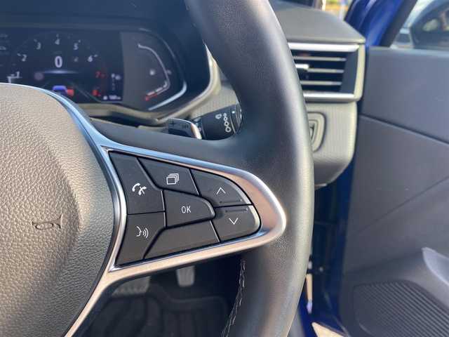 ルノー ルノー ルーテシア 福岡県 2022(令4)年 1万km 青 ・アダプティブクルーズコントロール/・ＵＳＢ／Ｂｌｕｅｔｏｏｔｈ／ＡｐｌｌｅＣａｒＰｌａｙ/・黒革シート/シートヒーター/・社外ETC/・純正17AW/・プッシュスタート/・パーキングアシスト/・アイドリングストップ/・リモコンキー/・スペアキー/・レーンキープアシスト/・オートライト/・LEDライト/・ディスプレイオーディオ/・ステアリングヒーター/・保証書/・取扱説明書