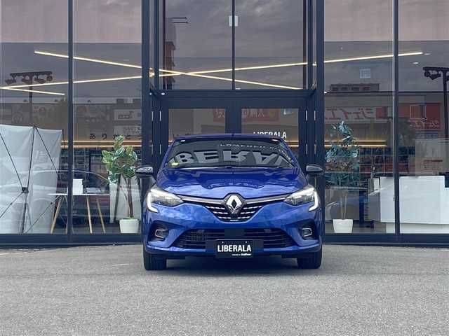 ルノー ルノー ルーテシア 福岡県 2022(令4)年 1万km 青 ・アダプティブクルーズコントロール/・ＵＳＢ／Ｂｌｕｅｔｏｏｔｈ／ＡｐｌｌｅＣａｒＰｌａｙ/・黒革シート/シートヒーター/・社外ETC/・純正17AW/・プッシュスタート/・パーキングアシスト/・アイドリングストップ/・リモコンキー/・スペアキー/・レーンキープアシスト/・オートライト/・LEDライト/・ディスプレイオーディオ/・ステアリングヒーター/・保証書/・取扱説明書