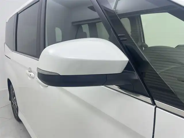 トヨタ ヴォクシー ハイブリッド S－Z 茨城県 2025(令7)年 0.1万km未満 ホワイトパールクリスタルシャイン 登録済未使用車/純正10.5型DA/フルセグ/バックカメラ/HUD/快適利便パッケージ/衝突被害軽減ブレーキ/車線逸脱抑制装置/レーダークルーズコントロール/オートマチックハイビーム/クリアランスソナー/BSM/両側電動スライドドア/デジタルインナーミラー/ETC2.0/シートヒーター/ステアリングヒーター/AC100V/純正17インチAW/3眼LEDヘッドライト/スマートキー