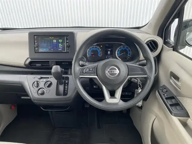 日産 デイズ S 大分県 2020(令2)年 10.1万km スターリングシルバーM 純正メモリナビ/ＥＴＣ/インテリジェントエマージェンシーブレーキ/車線逸脱警報/踏み間違い衝突防止アシスト/車線逸脱防止支援システム/リモコンキー/アイドリングストップ/コーナーセンサー/オートライト/純正フロアマット/横滑り防止装置/電動格納ミラー/スペアキー１本