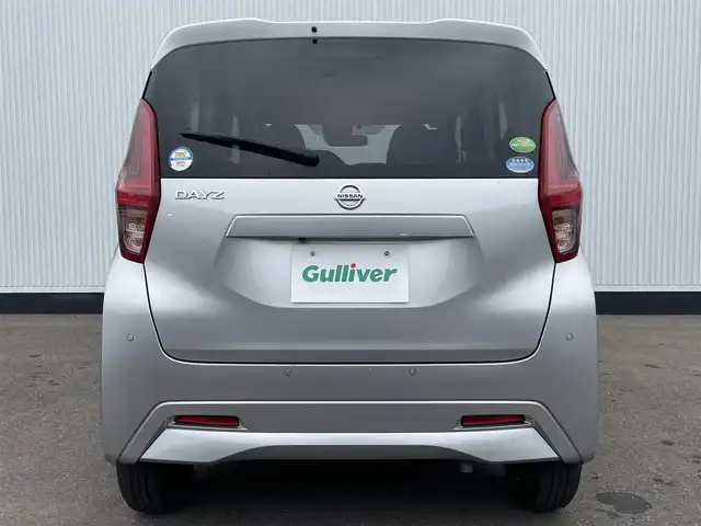 日産 デイズ S 大分県 2020(令2)年 10.1万km スターリングシルバーM 純正メモリナビ/ＥＴＣ/インテリジェントエマージェンシーブレーキ/車線逸脱警報/踏み間違い衝突防止アシスト/車線逸脱防止支援システム/リモコンキー/アイドリングストップ/コーナーセンサー/オートライト/純正フロアマット/横滑り防止装置/電動格納ミラー/スペアキー１本