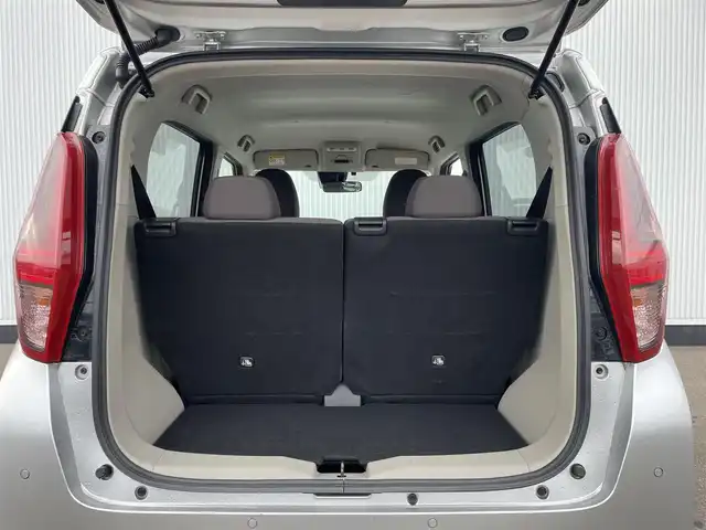 日産 デイズ S 大分県 2020(令2)年 10.1万km スターリングシルバーM 純正メモリナビ/ＥＴＣ/インテリジェントエマージェンシーブレーキ/車線逸脱警報/踏み間違い衝突防止アシスト/車線逸脱防止支援システム/リモコンキー/アイドリングストップ/コーナーセンサー/オートライト/純正フロアマット/横滑り防止装置/電動格納ミラー/スペアキー１本
