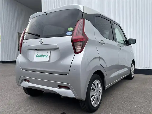 日産 デイズ S 大分県 2020(令2)年 10.1万km スターリングシルバーM 純正メモリナビ/ＥＴＣ/インテリジェントエマージェンシーブレーキ/車線逸脱警報/踏み間違い衝突防止アシスト/車線逸脱防止支援システム/リモコンキー/アイドリングストップ/コーナーセンサー/オートライト/純正フロアマット/横滑り防止装置/電動格納ミラー/スペアキー１本