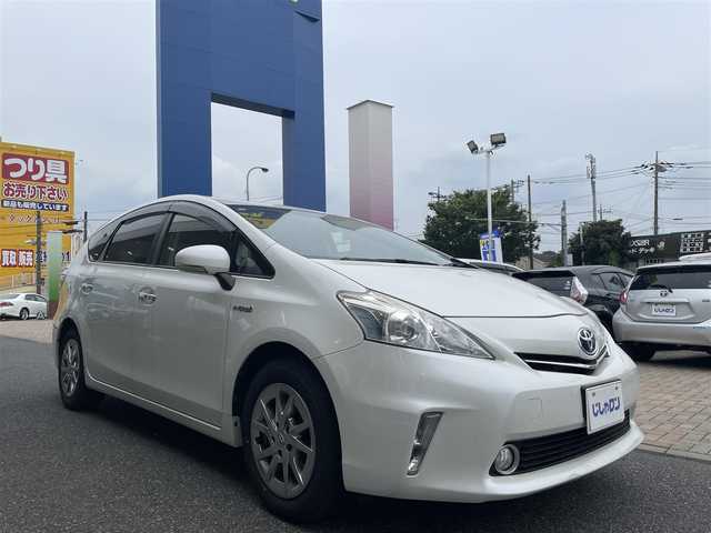 トヨタ プリウス α S チューンブラック 千葉県 2014(平26)年 10万km ホワイトパールクリスタルシャイン (株)IDOMが運営する【じしゃロン八千代店】の自社ローン対象車両になります。こちらは現金またはオートローンご利用時の価格です。自社ローンご希望の方は別途その旨お申付け下さい/純正ナビ（CD・DVD・BT接続可）/フルセグテレビ/バックカメラ/ETC/フォグランプ