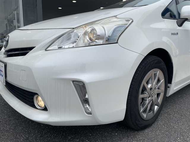 トヨタ プリウス α S チューンブラック 千葉県 2014(平26)年 10万km ホワイトパールクリスタルシャイン (株)IDOMが運営する【じしゃロン八千代店】の自社ローン対象車両になります。こちらは現金またはオートローンご利用時の価格です。自社ローンご希望の方は別途その旨お申付け下さい/純正ナビ（CD・DVD・BT接続可）/フルセグテレビ/バックカメラ/ETC/フォグランプ